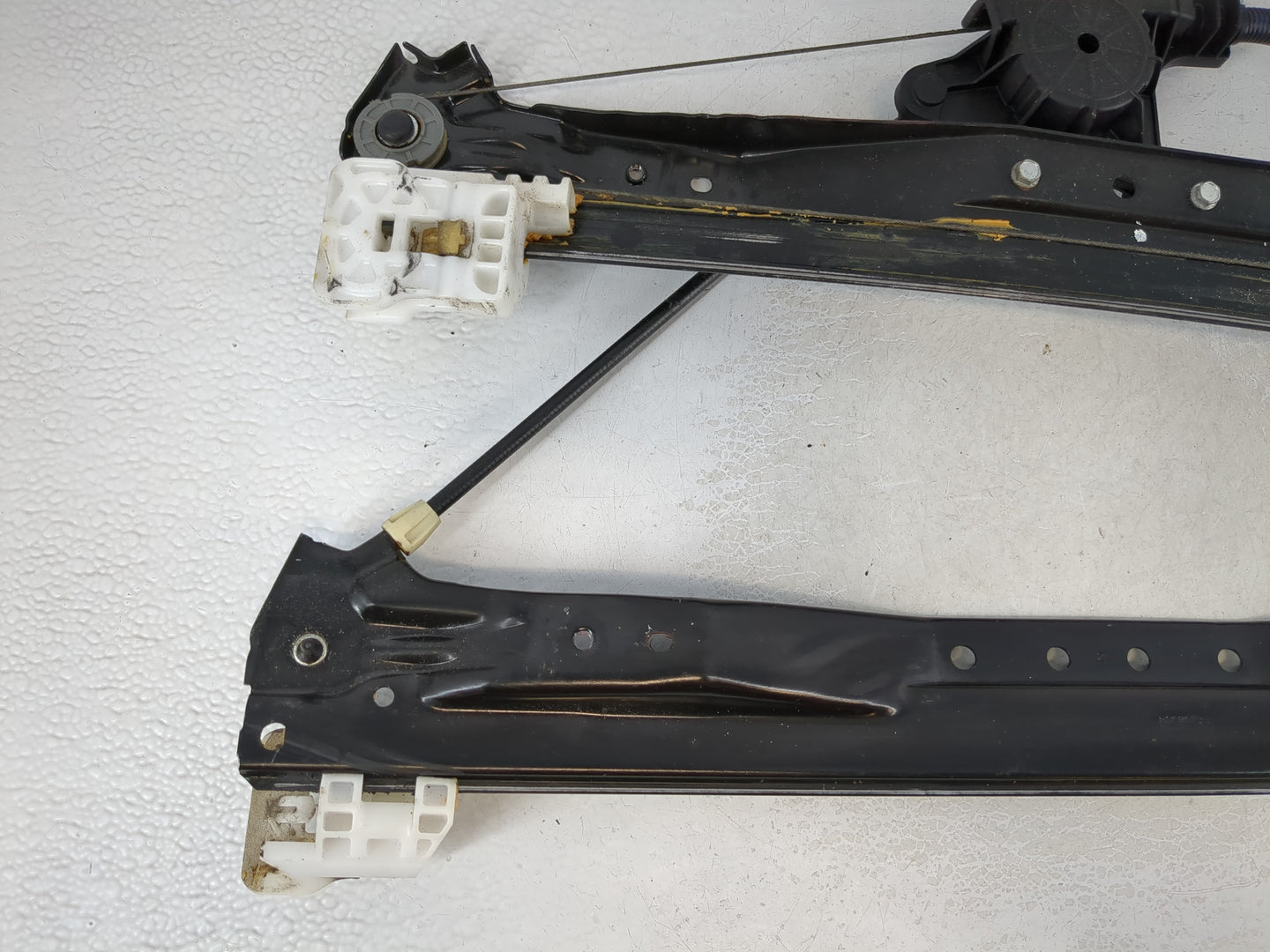 2008-2020 Dodge Grand Caravan Driver Left Front Window Regulator 1036332 - Oemusedautoparts1.com