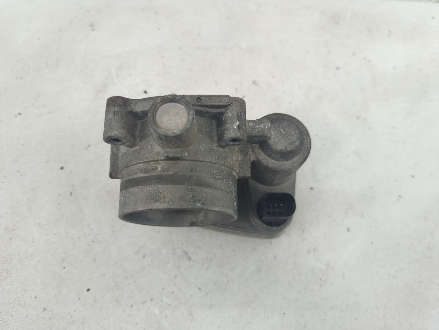 2008-2010 Dodge Grand Caravan Throttle Body Fits Fits 2006 2007 2008 2009 2010 2011 OEM Used Auto Parts - Oemusedautoparts1.