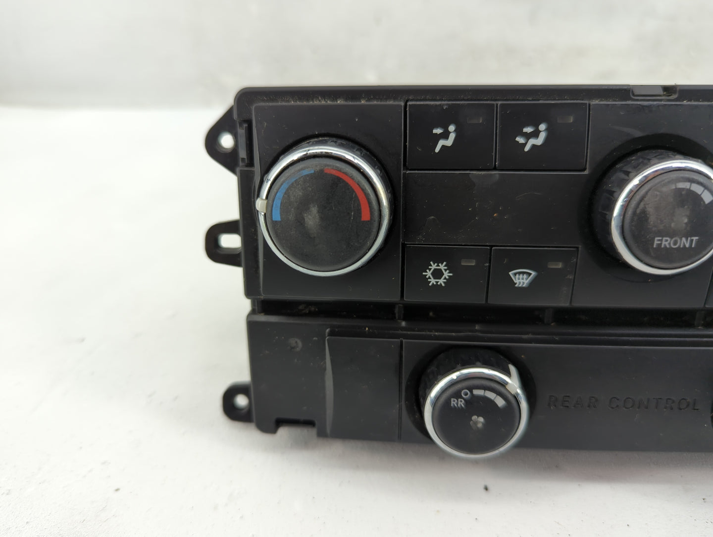 2010 Dodge Grand Caravan Climate Control Module Temperature AC/Heater Replacement P/N:P55111805AJ A Fits OEM Used Auto Parts