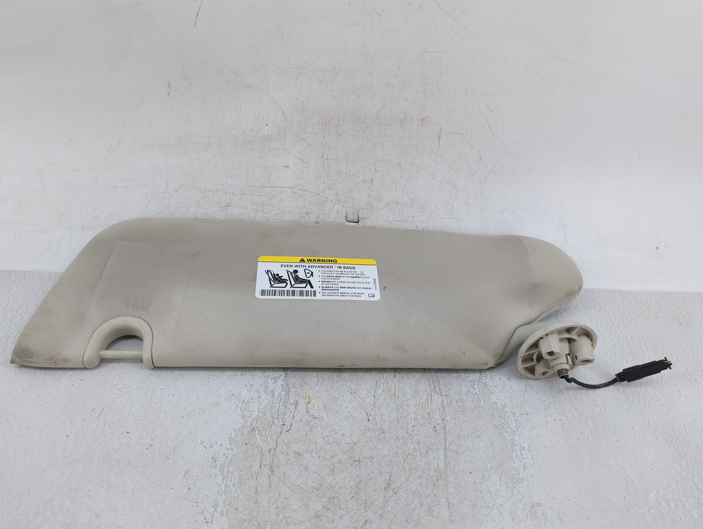 2008-2010 Dodge Grand Caravan Sun Visor Shade Replacement Passenger Right Mirror Fits Fits 2008 2009 2010 OEM Used Auto Part