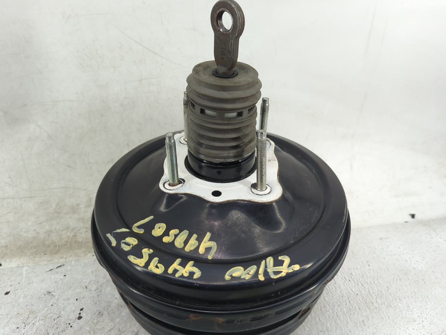 2008-2010 Dodge Grand Caravan Power Brake Booster Oem - Oemusedautoparts1.com