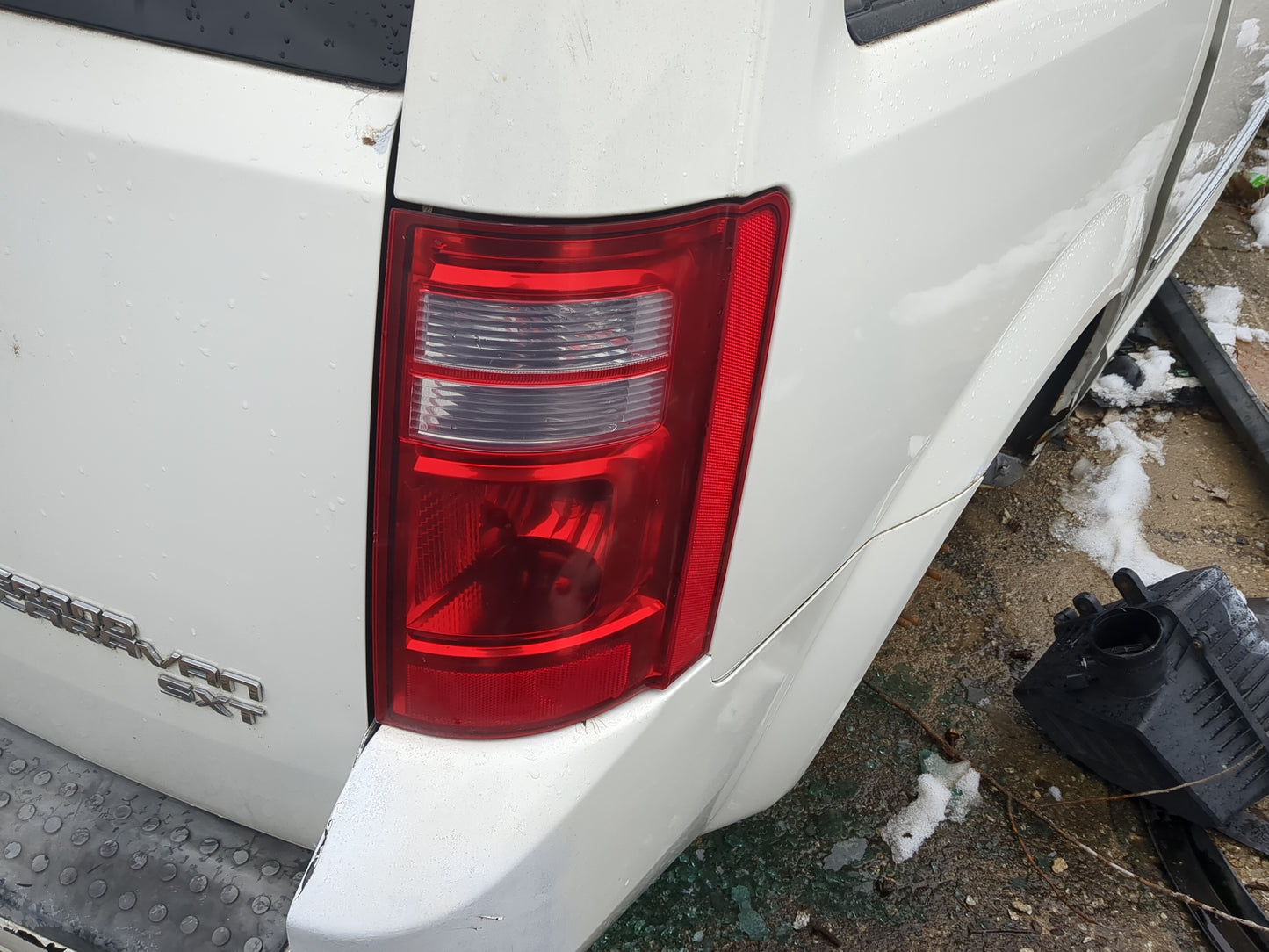 2008-2010 Dodge Grand Caravan Tail Light Assembly Passenger Right OEM Fits Fits 2008 2009 2010 OEM Used Auto Parts - Oemused