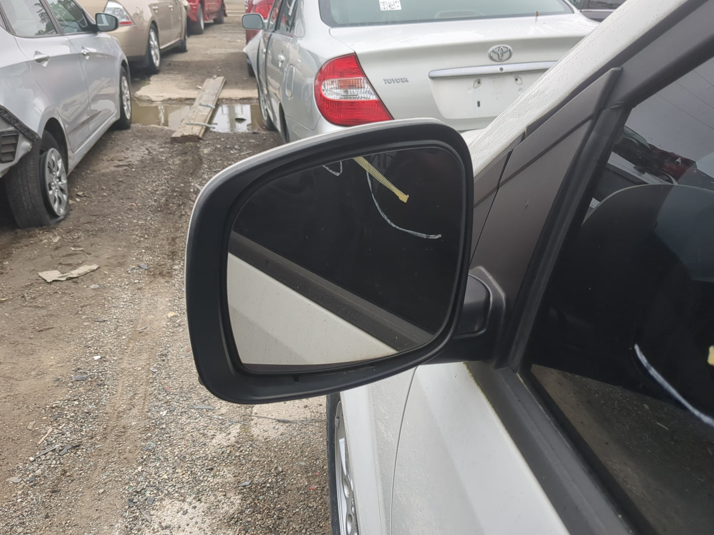 2008-2010 Dodge Grand Caravan Driver Side View Mirror - Left Door Mirror OEM Used - Oemusedautoparts1.com