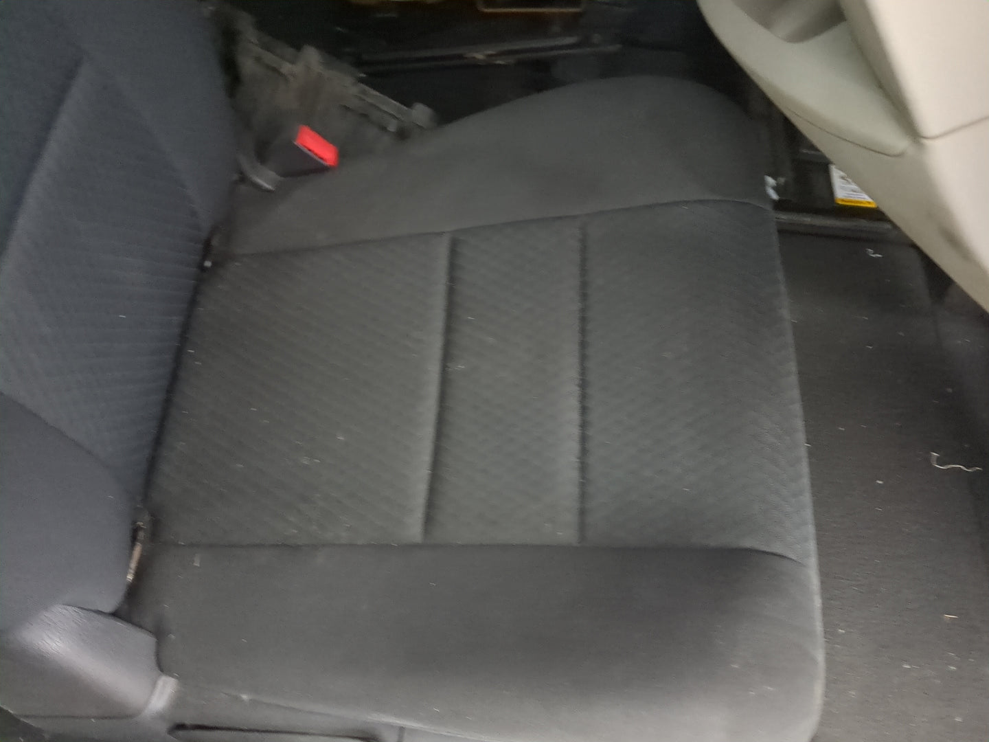 2010 Dodge Grand Caravan Rear Seat Oem - Oemusedautoparts1.com