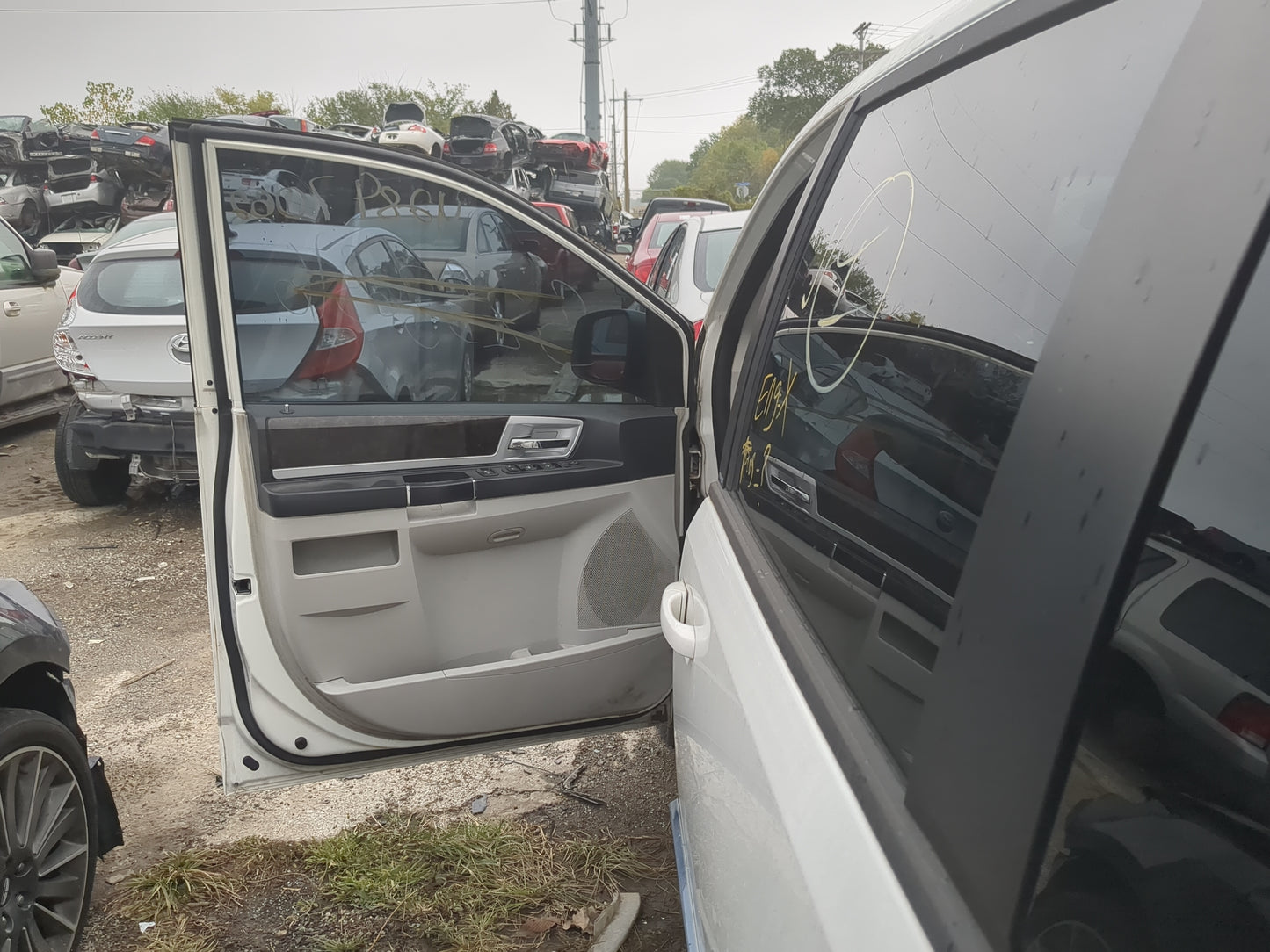 2010 Dodge Grand Caravan Front Left Driver Interior Door Panel Trim - Oemusedautoparts1.com