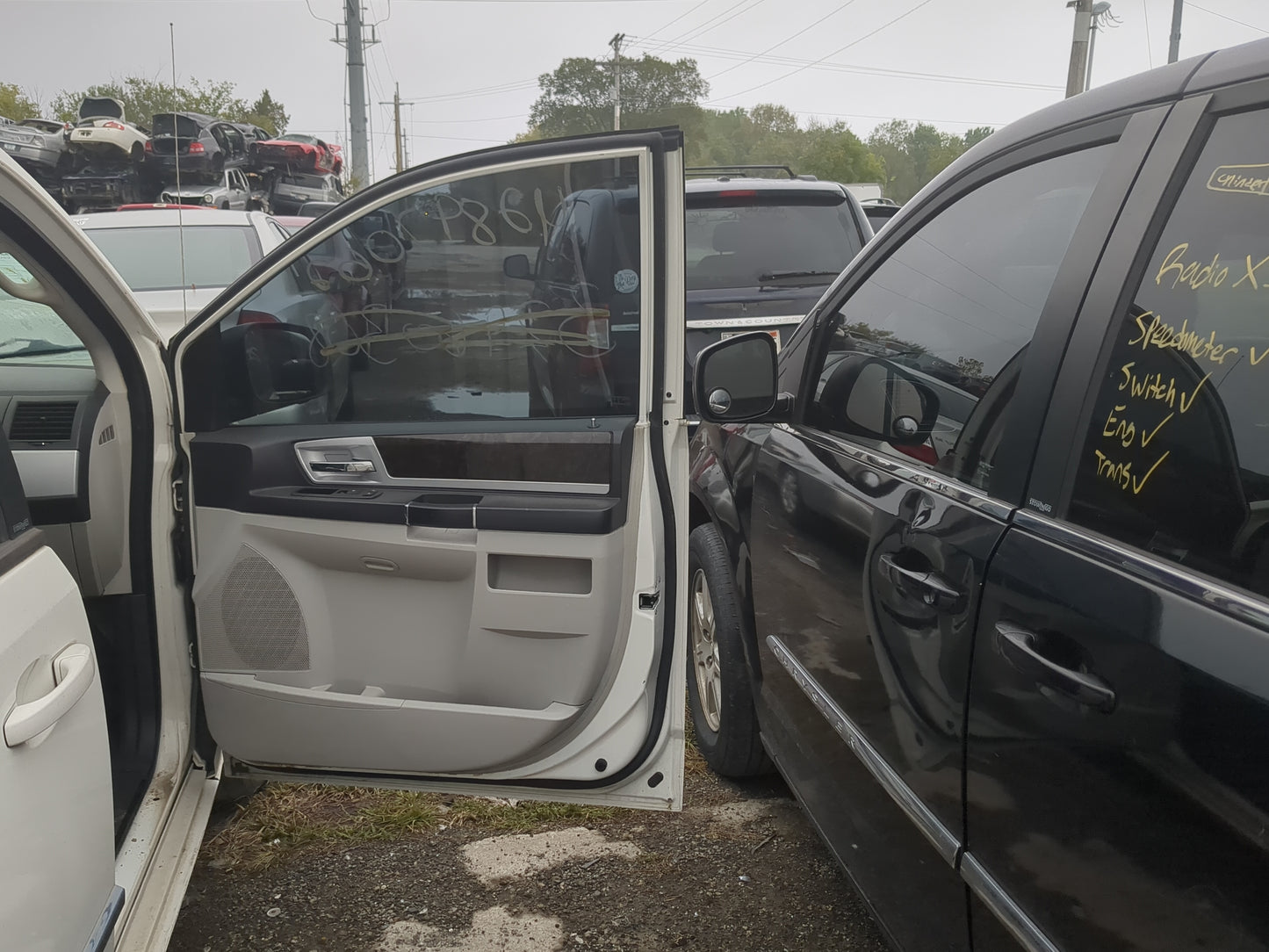 2010 Dodge Grand Caravan Front Right Passenger Interior Door Panel Trim - Oemusedautoparts1.com