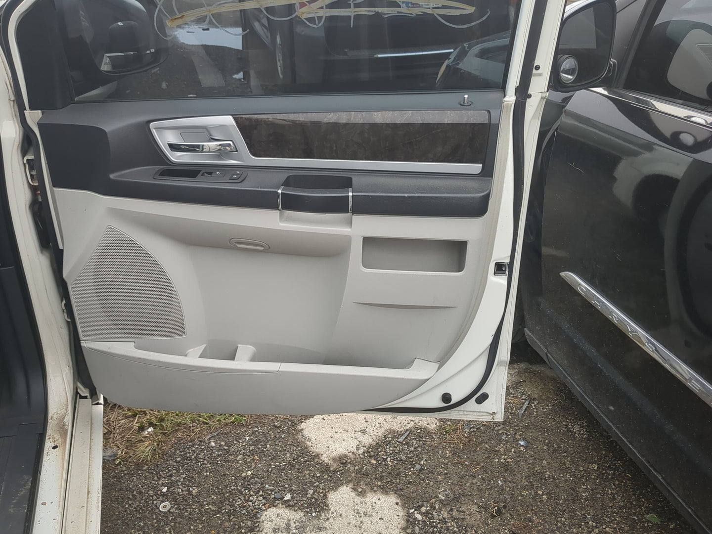 2010 Dodge Grand Caravan Front Right Passenger Interior Door Panel Trim - Oemusedautoparts1.com