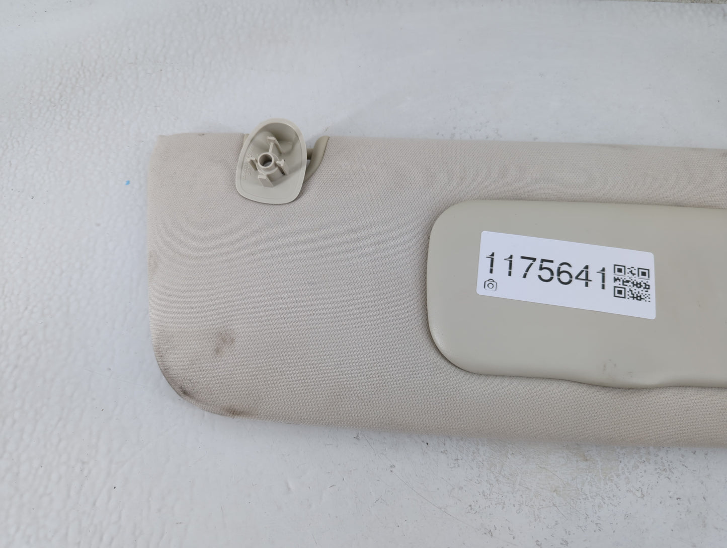 2008-2010 Dodge Grand Caravan Sun Visor Shade Replacement Passenger Right Mirror Fits Fits 2008 2009 2010 OEM Used Auto Part