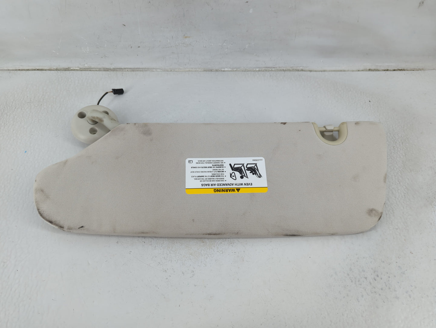 2008-2010 Dodge Grand Caravan Sun Visor Shade Replacement Passenger Right Mirror Fits Fits 2008 2009 2010 OEM Used Auto Part
