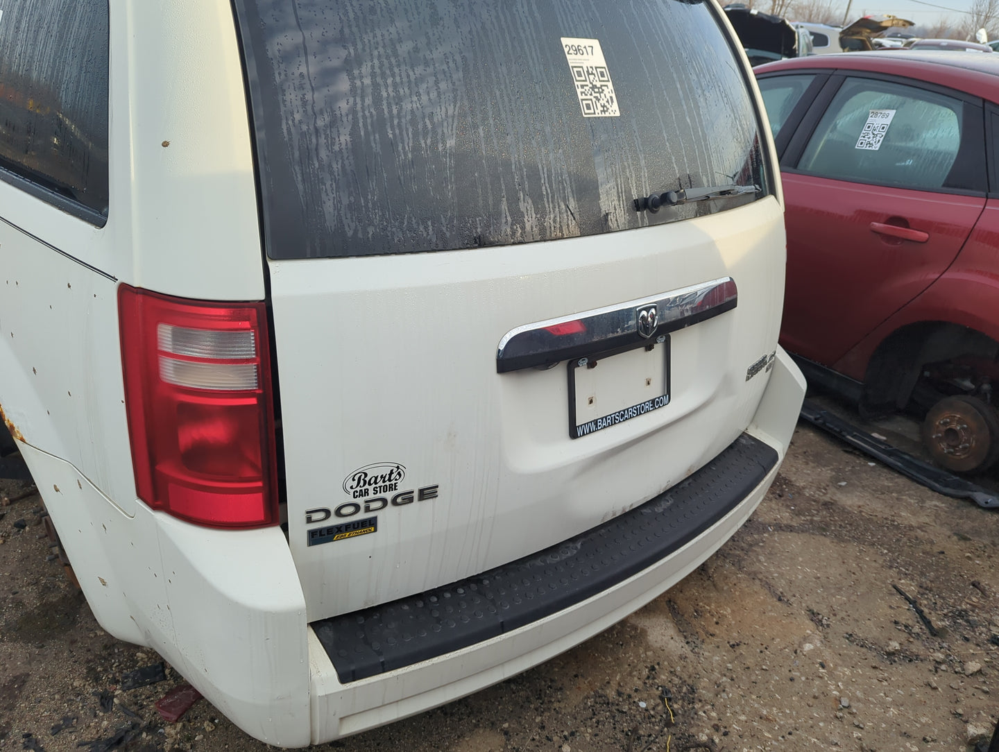 2008-2010 Dodge Grand Caravan Trunk/decklid/hatch/tailgate Oem 1360995 - Oemusedautoparts1.com
