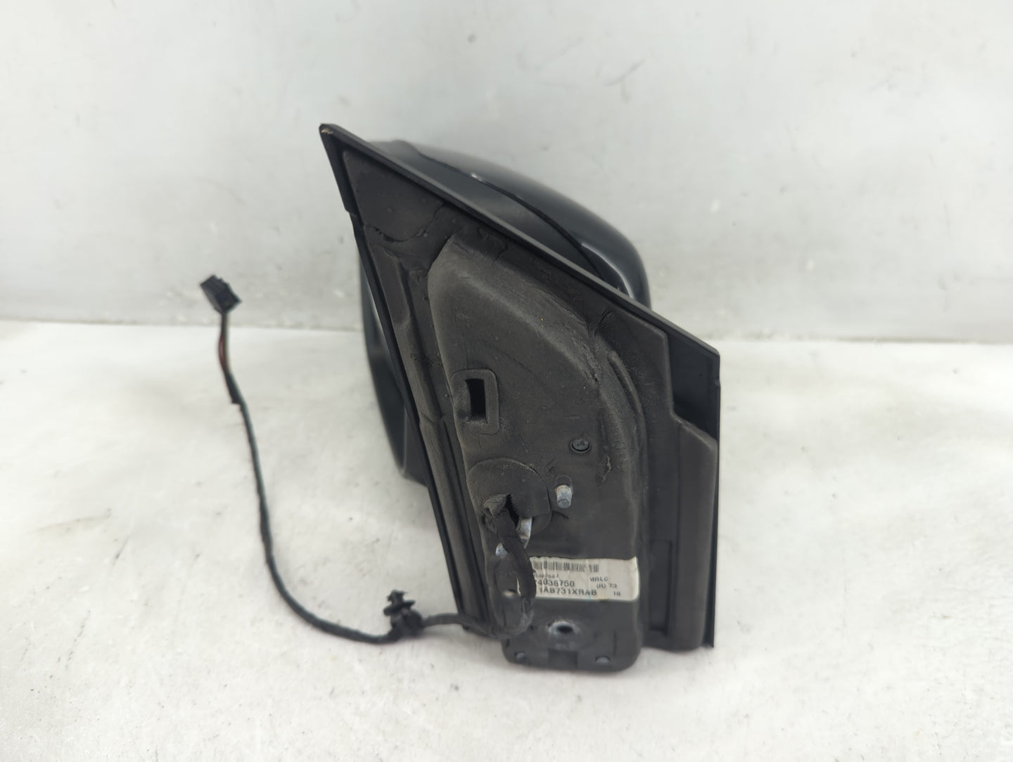 2008-2010 Dodge Grand Caravan Driver Side View Mirror - Left Door Mirror OEM Used - Oemusedautoparts1.com