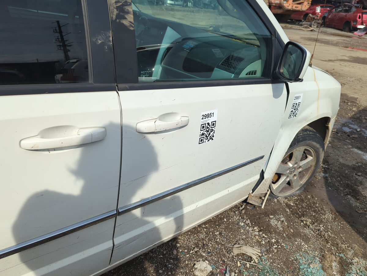 2008-2020 Dodge Grand Caravan Passenger Front Door Oem 5011792 - Oemusedautoparts1.com
