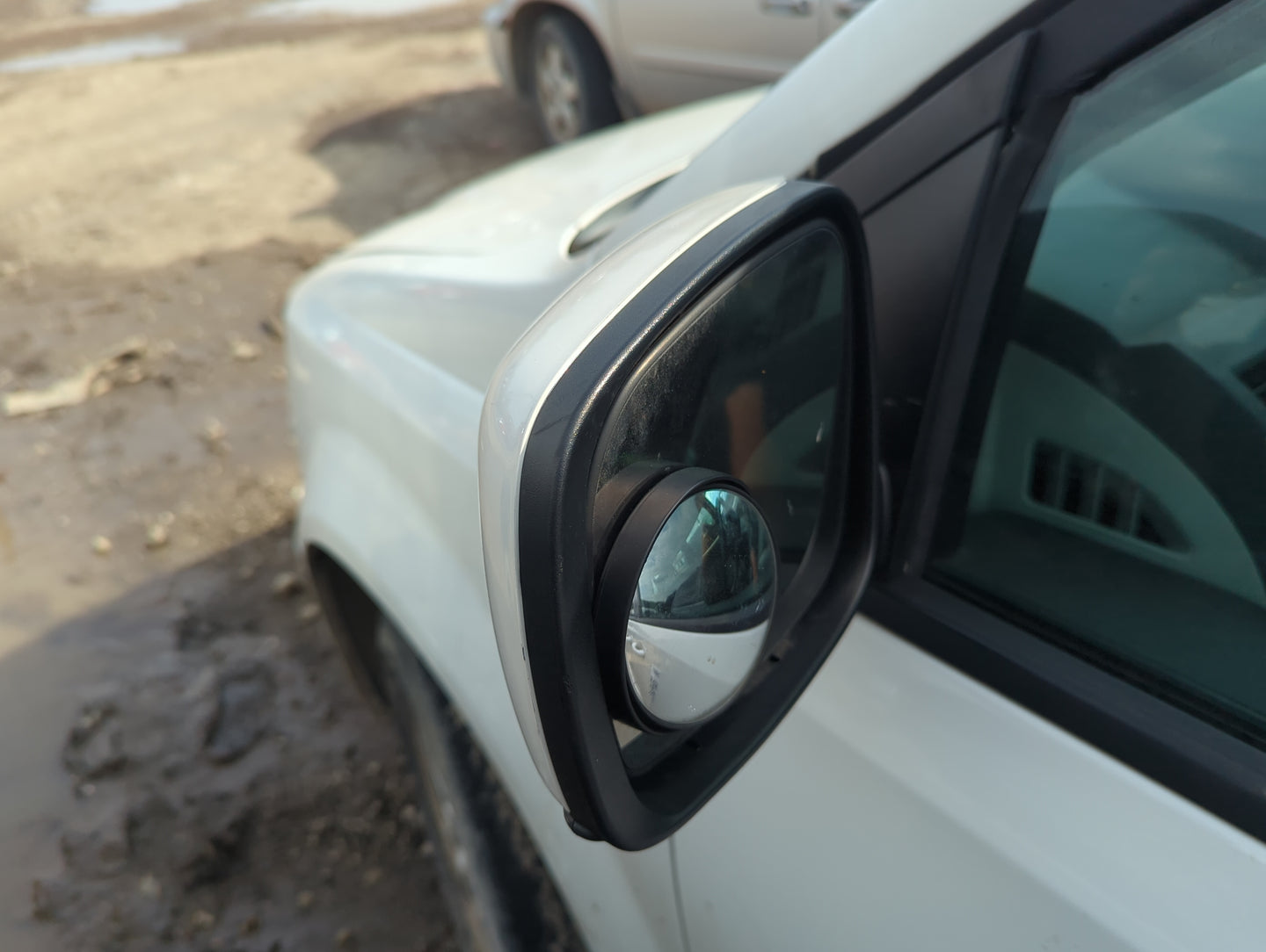 2008-2010 Dodge Grand Caravan Driver Side View Mirror - Left Door Mirror OEM Used - Oemusedautoparts1.com