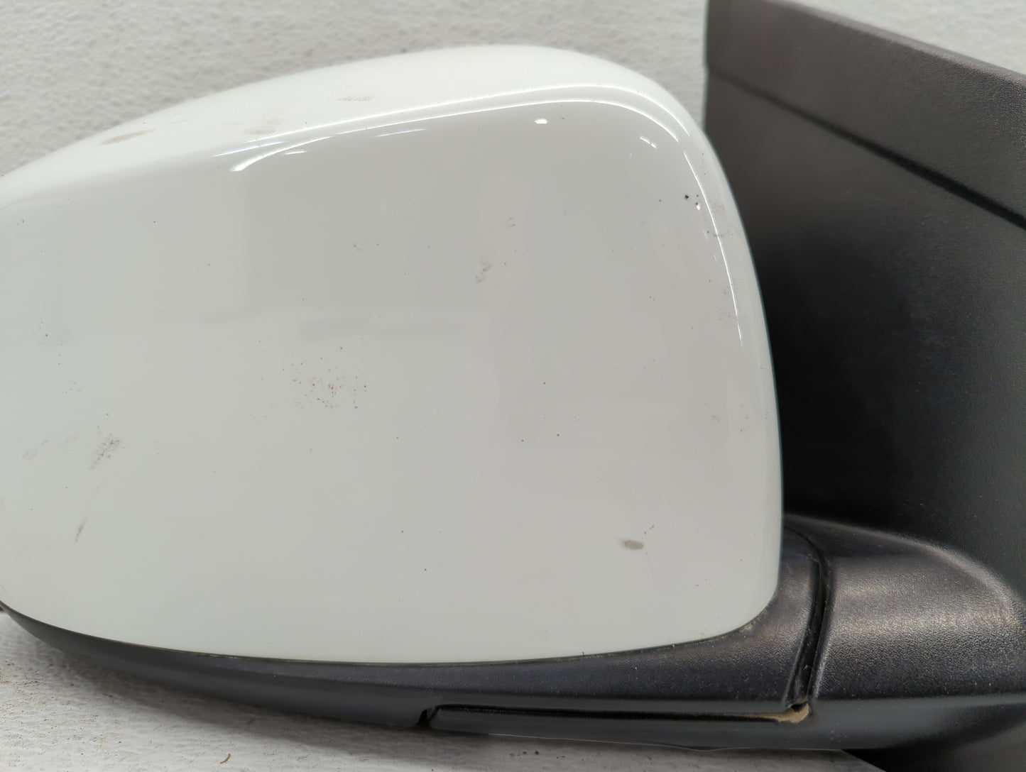 2010 Dodge Grand Caravan Driver Side View Mirror - Left Door Mirror OEM Used - Oemusedautoparts1.com