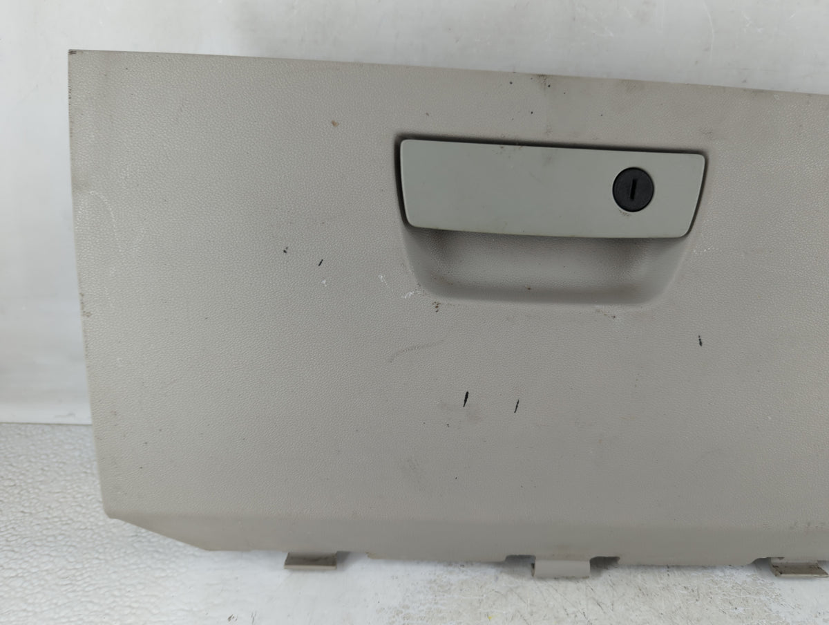 2010 Dodge Grand Caravan Passenger Glove Box Door Storage Compartment 938175 - Oemusedautoparts1.com