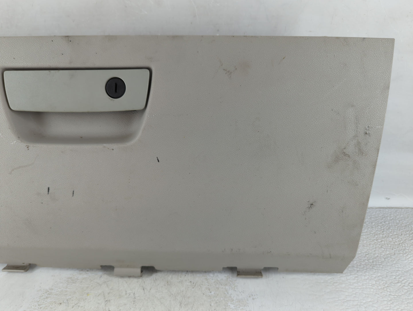 2010 Dodge Grand Caravan Passenger Glove Box Door Storage Compartment 938175 - Oemusedautoparts1.com
