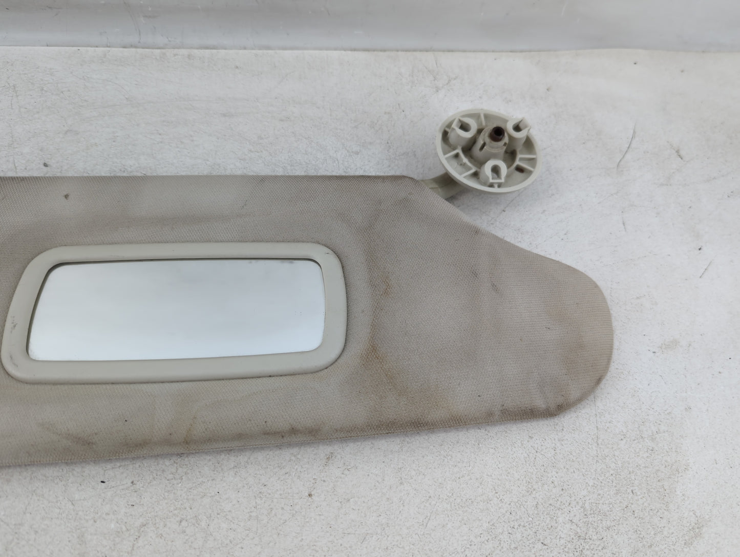 2008-2010 Dodge Grand Caravan Sun Visor Shade Replacement Passenger Right Mirror Fits Fits 2008 2009 2010 OEM Used Auto Part