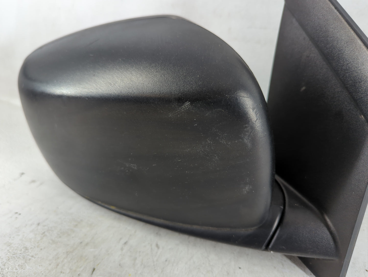 2008 Dodge Grand Caravan Passenger Right Side View Manual Door Mirror - Oemusedautoparts1.com