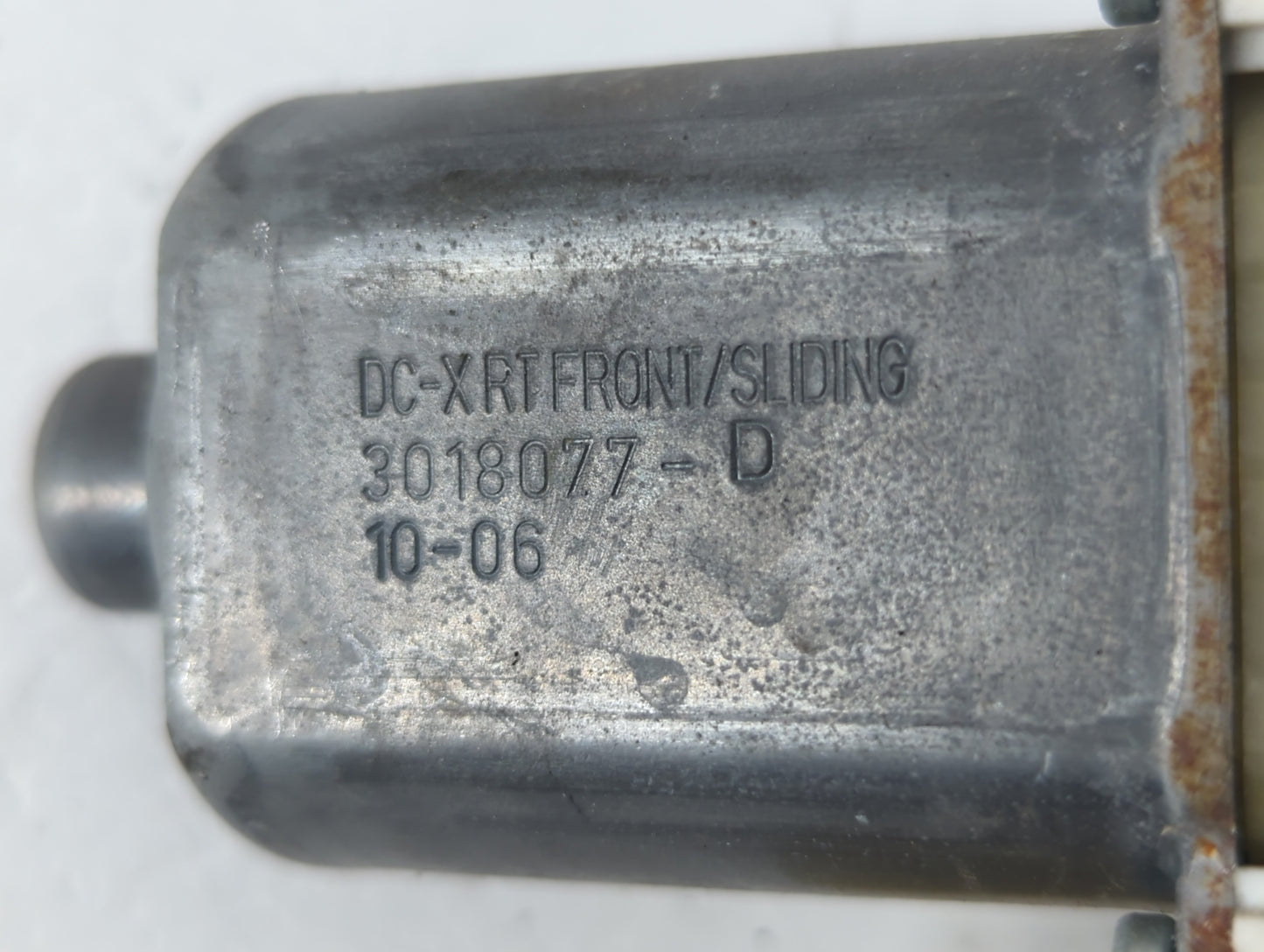 2010 Dodge Grand Caravan Driver Front Left Power Window Motor - Oemusedautoparts1.com