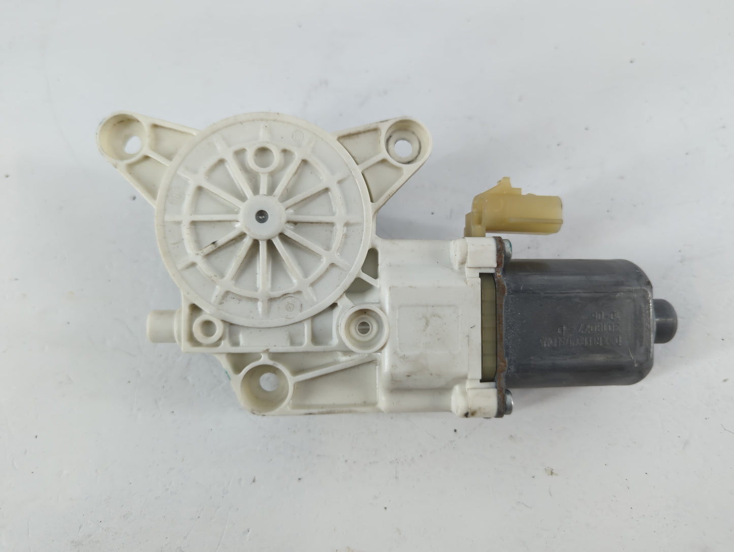 2010 Dodge Grand Caravan Driver Front Left Power Window Motor - Oemusedautoparts1.com
