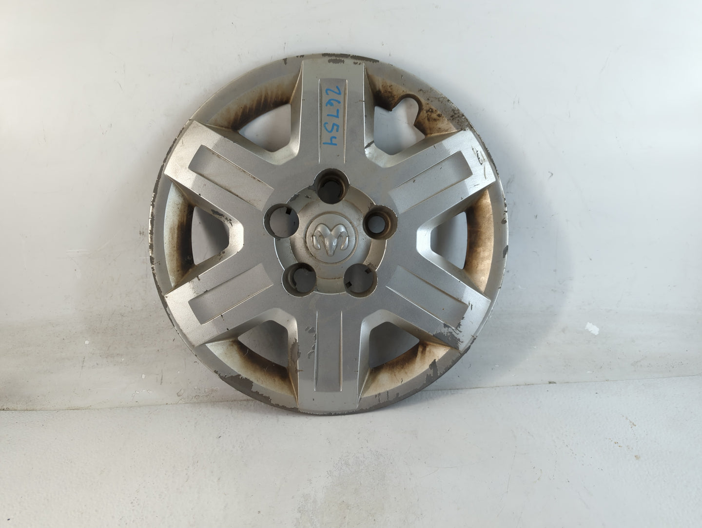 2008-2013 Dodge Grand Caravan Hubcap Wheel Cover - Oemusedautoparts1.com