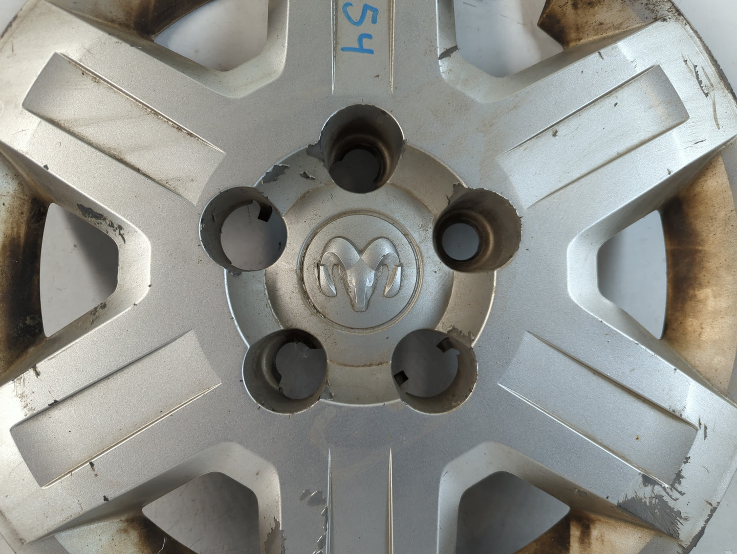 2008-2013 Dodge Grand Caravan Hubcap Wheel Cover - Oemusedautoparts1.com