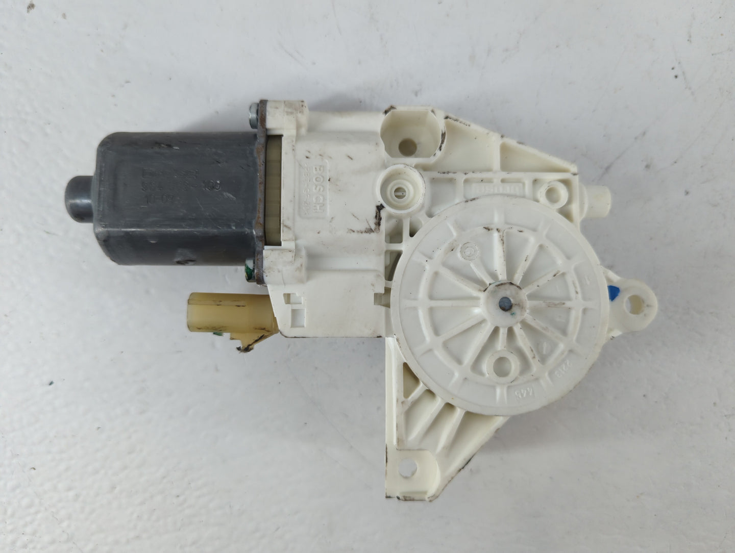 2010 Dodge Journey Driver Rear Left Power Window Motor - Oemusedautoparts1.com