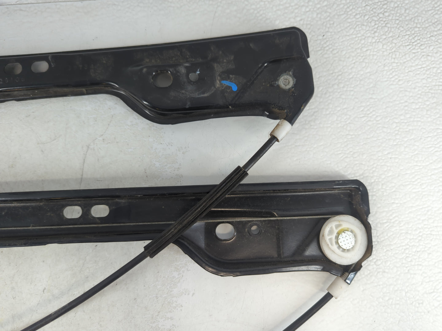 2010 Dodge Journey Driver Left Front Window Regulator 1035142 - Oemusedautoparts1.com