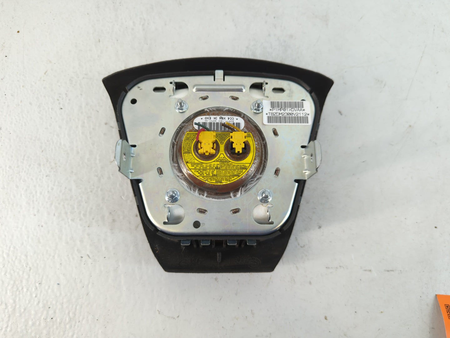 2010 Dodge Journey Air Bag Driver Left Steering Wheel Mounted Fits OEM Used Auto Parts - Oemusedautoparts1.com