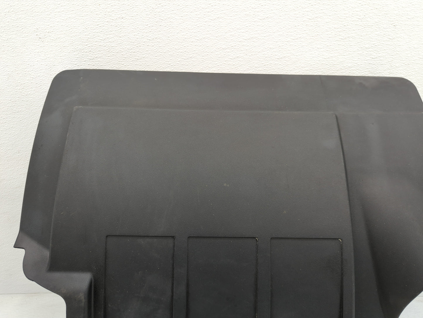 2010 Dodge Journey Engine Cover - Oemusedautoparts1.com