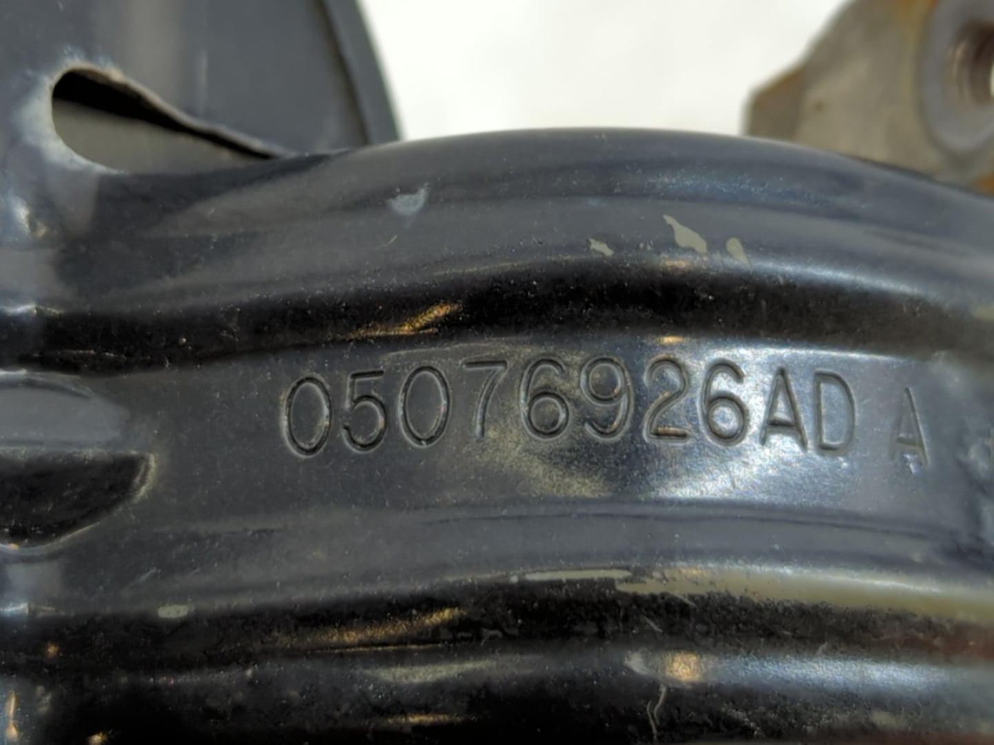 2010 Dodge Journey Fuel Tank Door Lid Gas Tank Black - Oemusedautoparts1.com