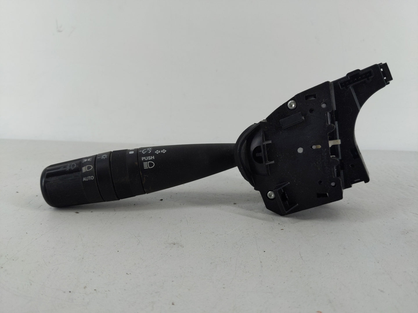 2018-2020 Dodge Journey Headlight Head Light Switch Lamp Control - Oemusedautoparts1.com