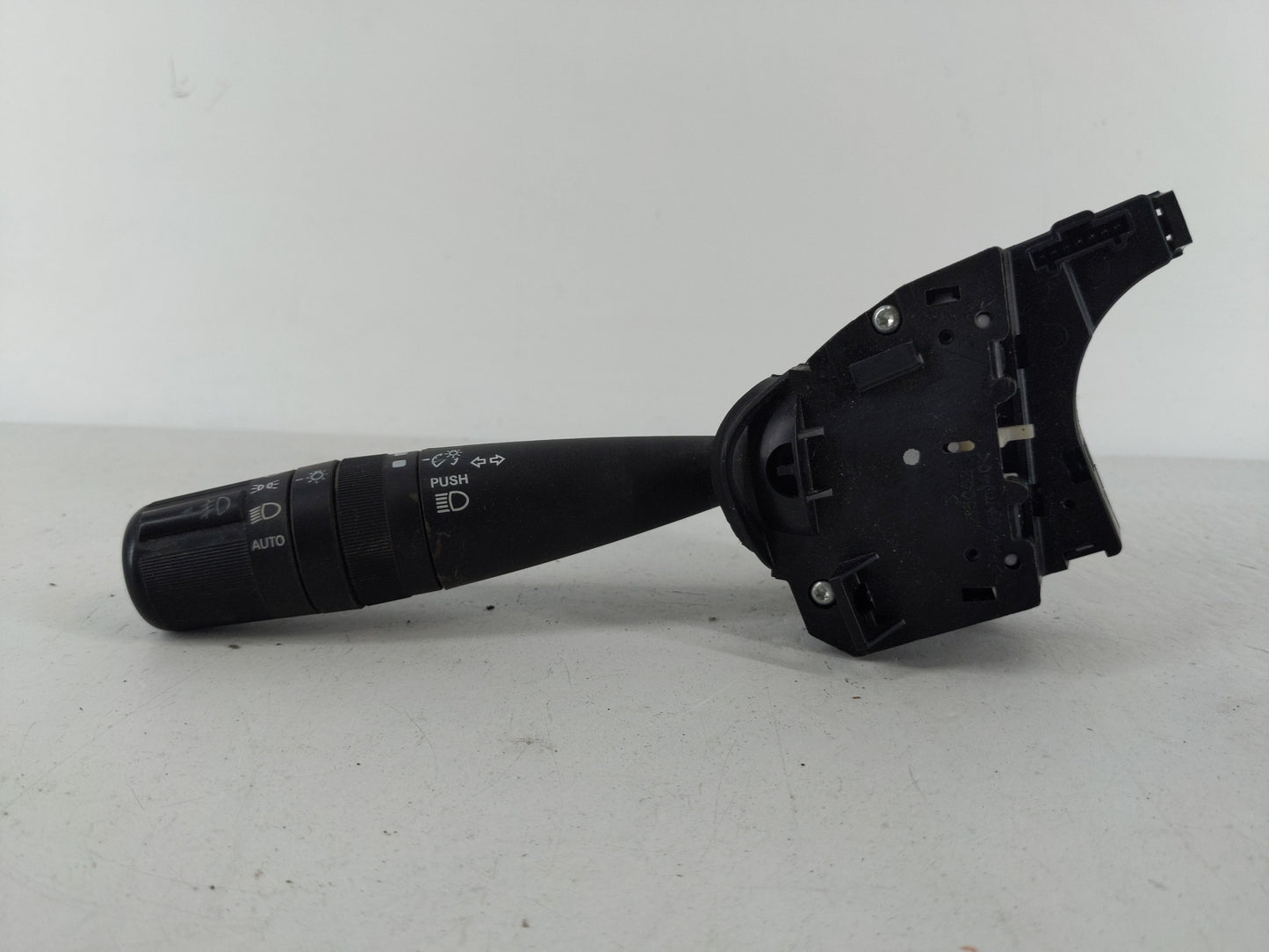 2018-2020 Dodge Journey Headlight Head Light Switch Lamp Control - Oemusedautoparts1.com