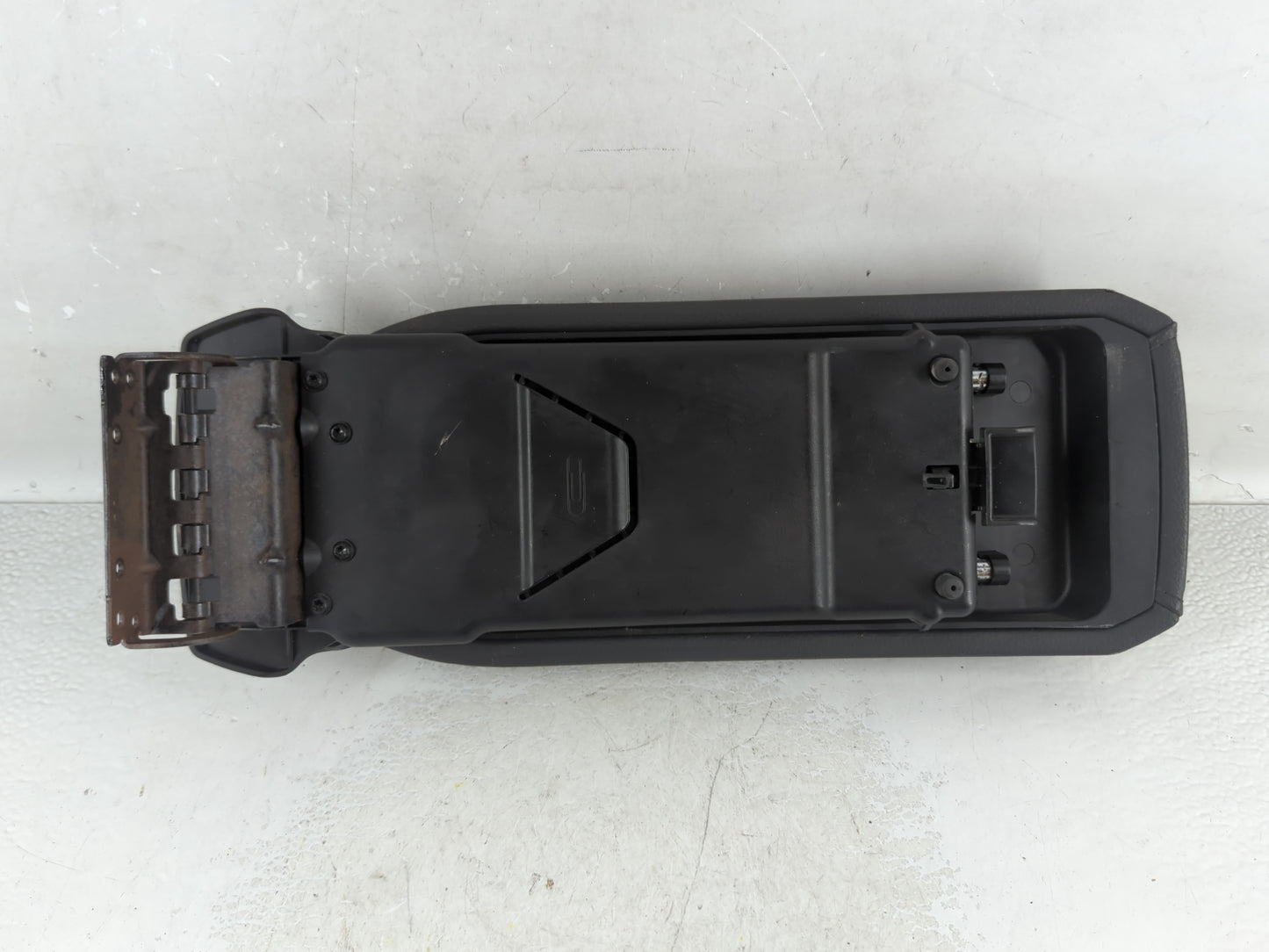 2009-2011 Dodge Journey Center Console Armrest Cover Lid Fits Fits 2009 2010 2011 OEM Used Auto Parts - Oemusedautoparts1.co