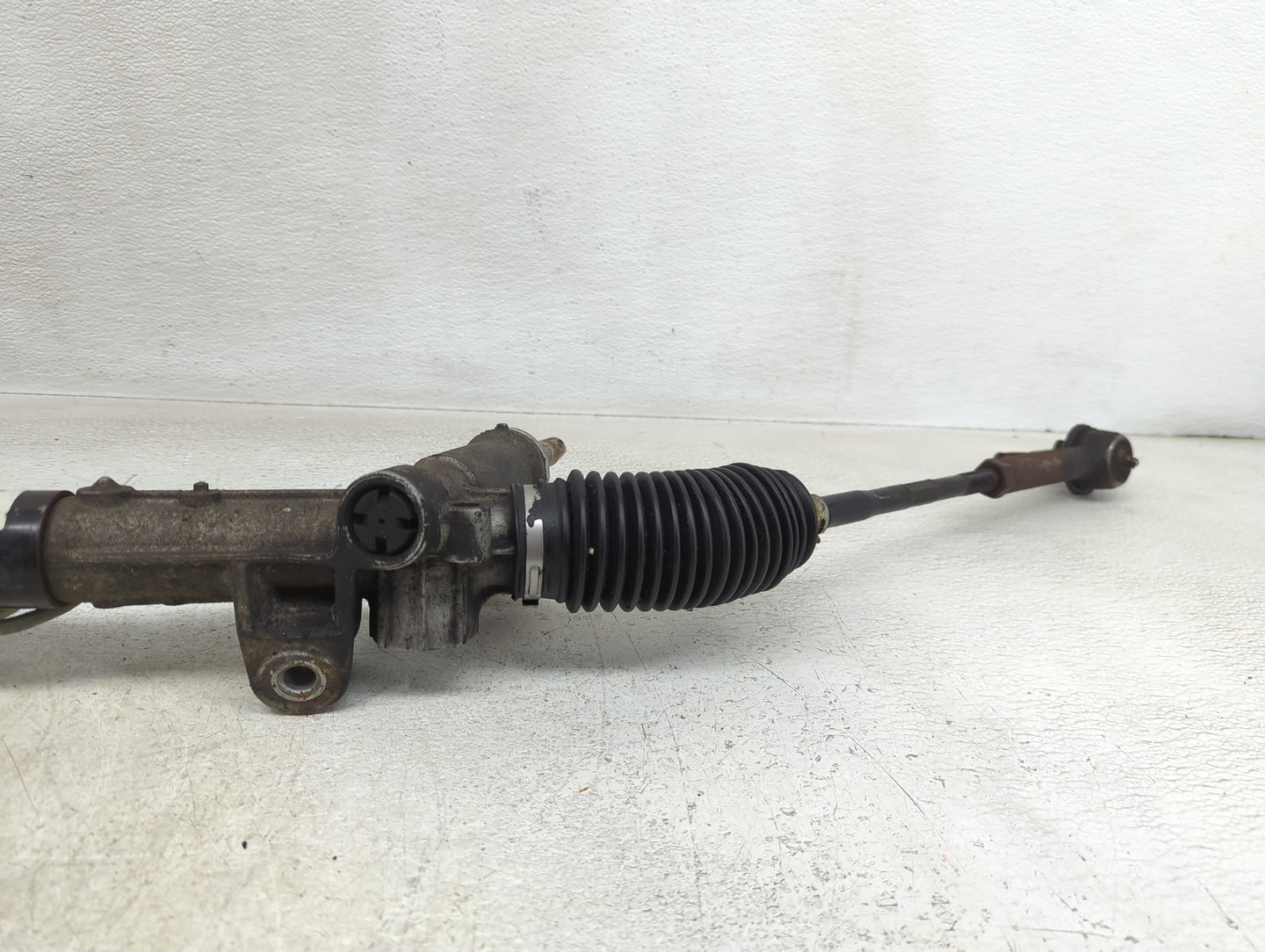 2009-2010 Dodge Journey Rack and Pinion Steering Gear Fits Fits 2009 2010 OEM Used Auto Parts - Oemusedautoparts1.com