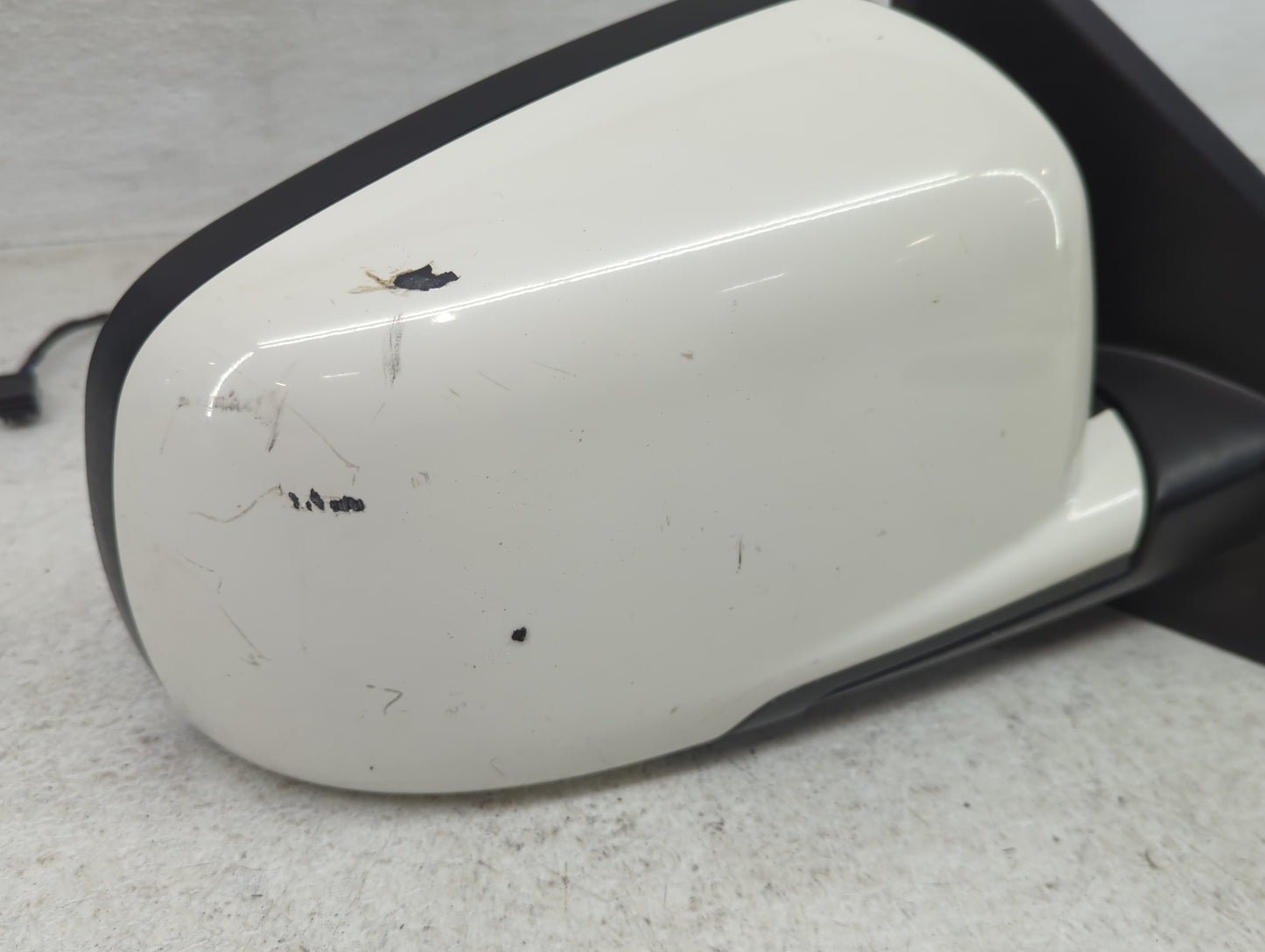 2010 Dodge Journey Driver Side View Mirror - Left Door Mirror OEM Used - Oemusedautoparts1.com