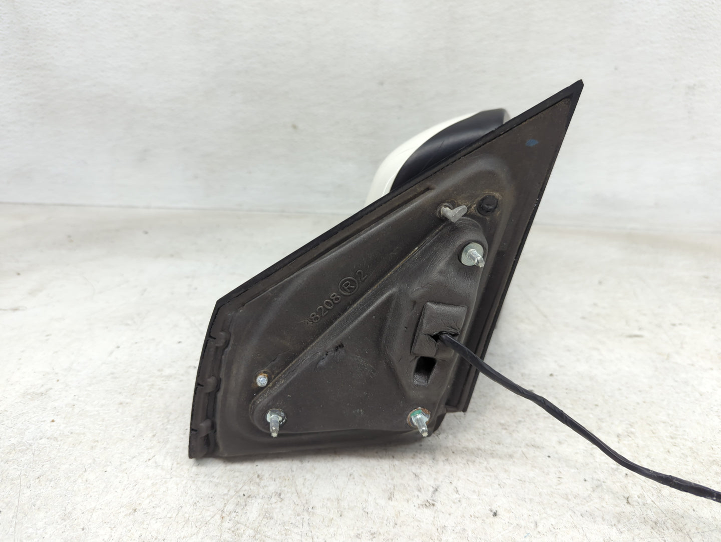 2010 Dodge Journey Driver Side View Mirror - Left Door Mirror OEM Used - Oemusedautoparts1.com