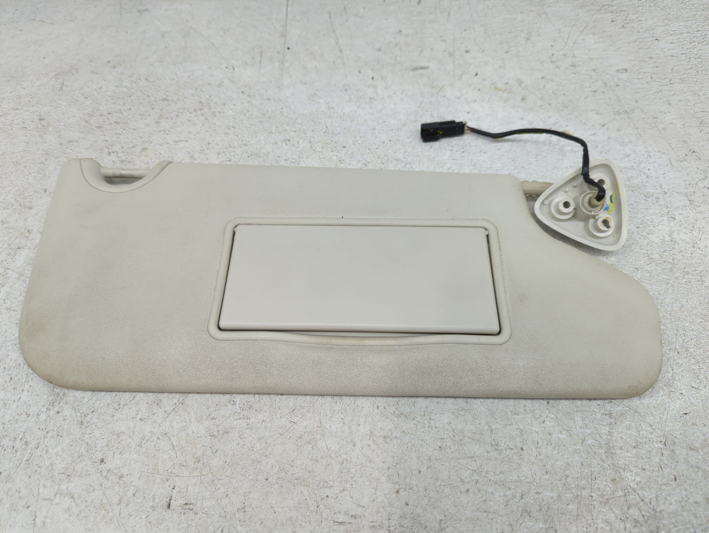 2009-2010 Dodge Journey Sun Visor Shade Replacement Passenger Right Mirror Fits Fits 2009 2010 OEM Used Auto Parts - Oemused
