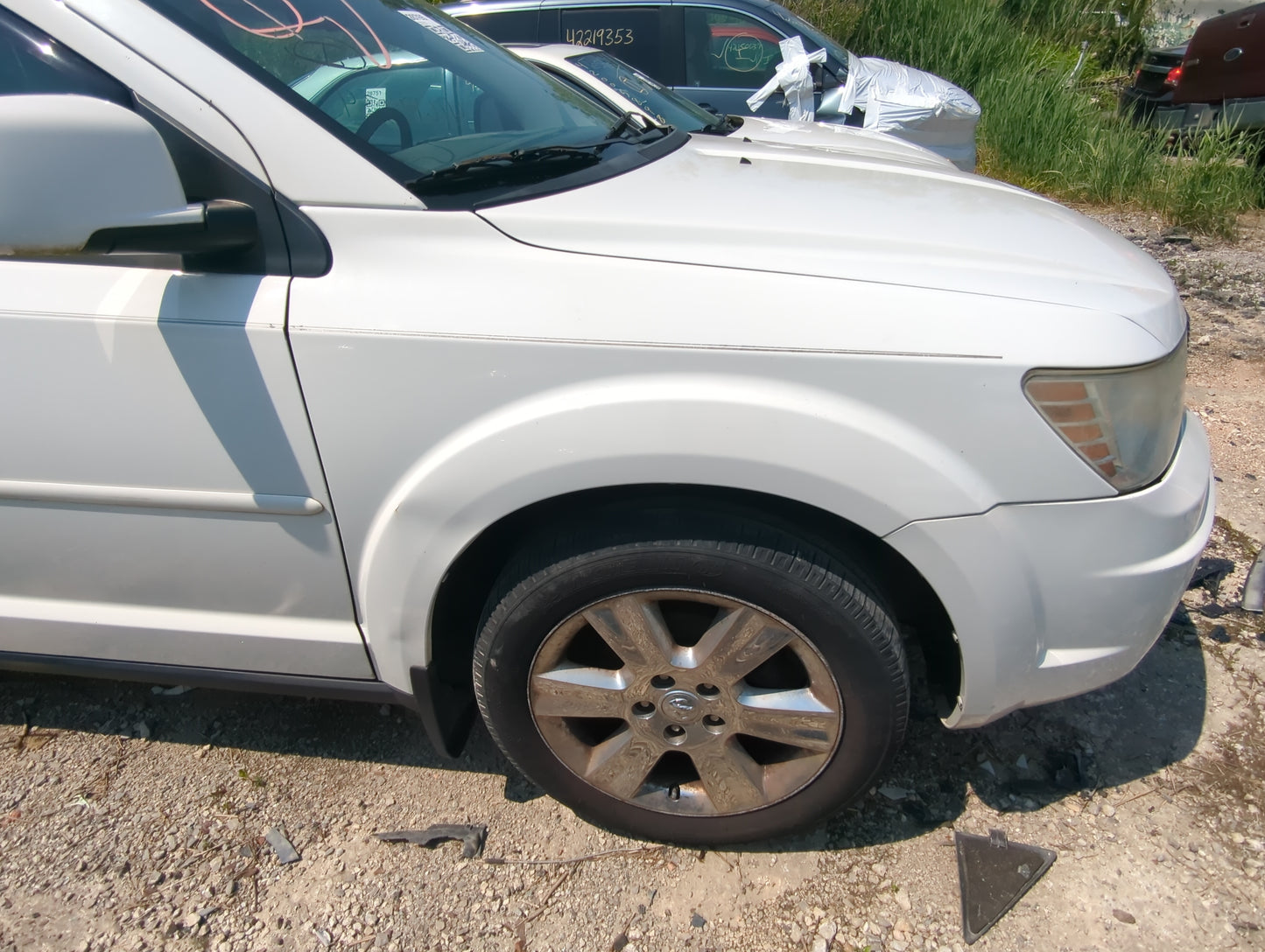 2010 Dodge Journey Passenger Fender - Oemusedautoparts1.com