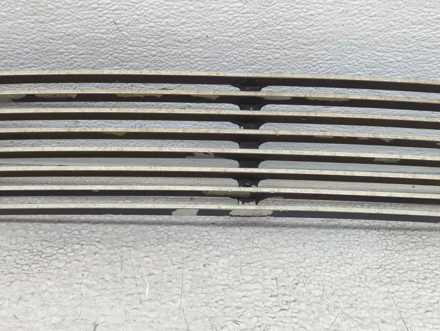 2010 Dodge Journey Front Bumper Grille - Oemusedautoparts1.com