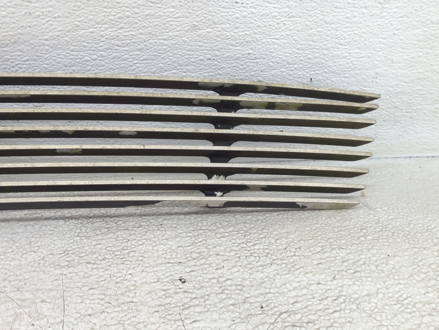 2010 Dodge Journey Front Bumper Grille - Oemusedautoparts1.com