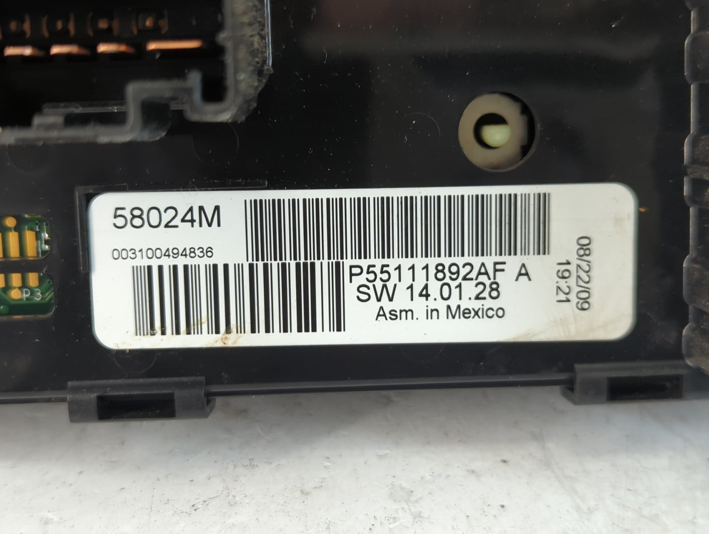 2010 Dodge Journey Climate Control Module Temperature AC/Heater Replacement P/N:P55111892AF Fits OEM Used Auto Parts - Oemus