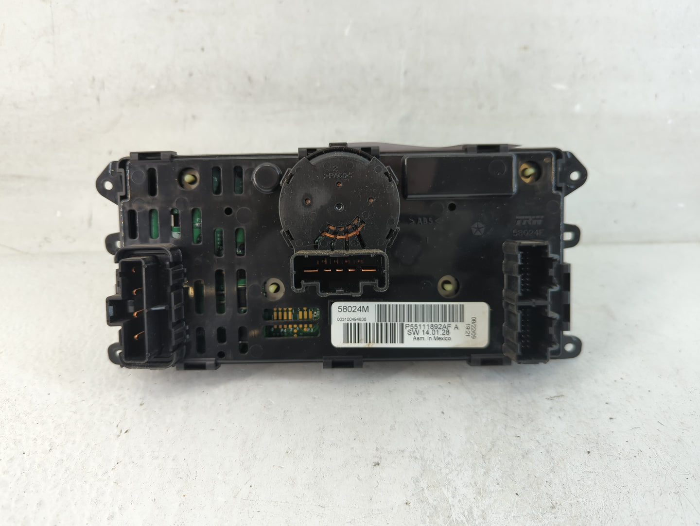 2010 Dodge Journey Climate Control Module Temperature AC/Heater Replacement P/N:P55111892AF Fits OEM Used Auto Parts - Oemus