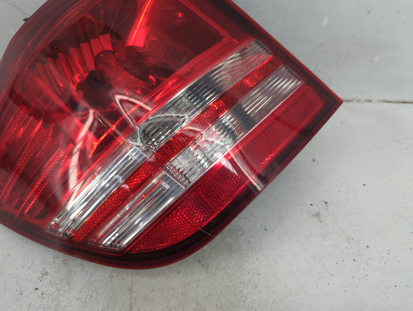 2010 Dodge Journey Tail Light Assembly Driver Left OEM Fits OEM Used Auto Parts - Oemusedautoparts1.com