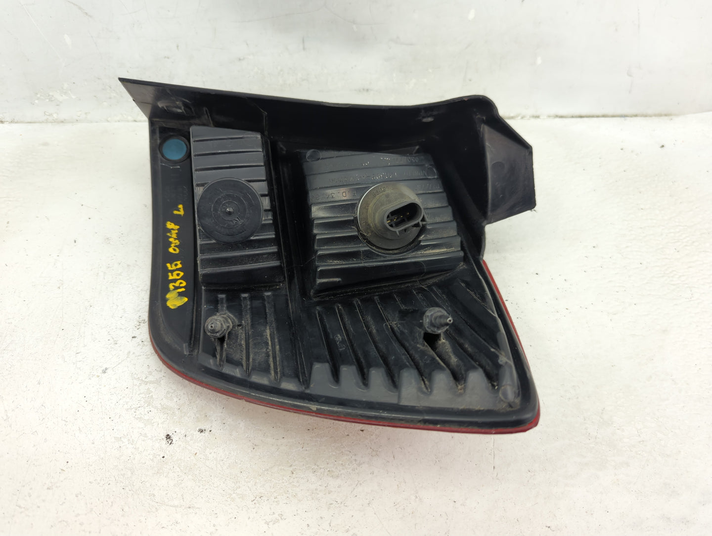 2010 Dodge Journey Tail Light Assembly Driver Left OEM Fits OEM Used Auto Parts - Oemusedautoparts1.com