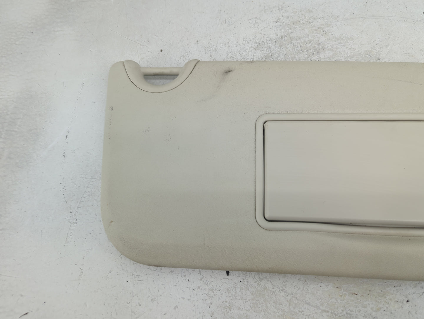 2009-2010 Dodge Journey Sun Visor Shade Replacement Passenger Right Mirror Fits Fits 2009 2010 OEM Used Auto Parts - Oemused