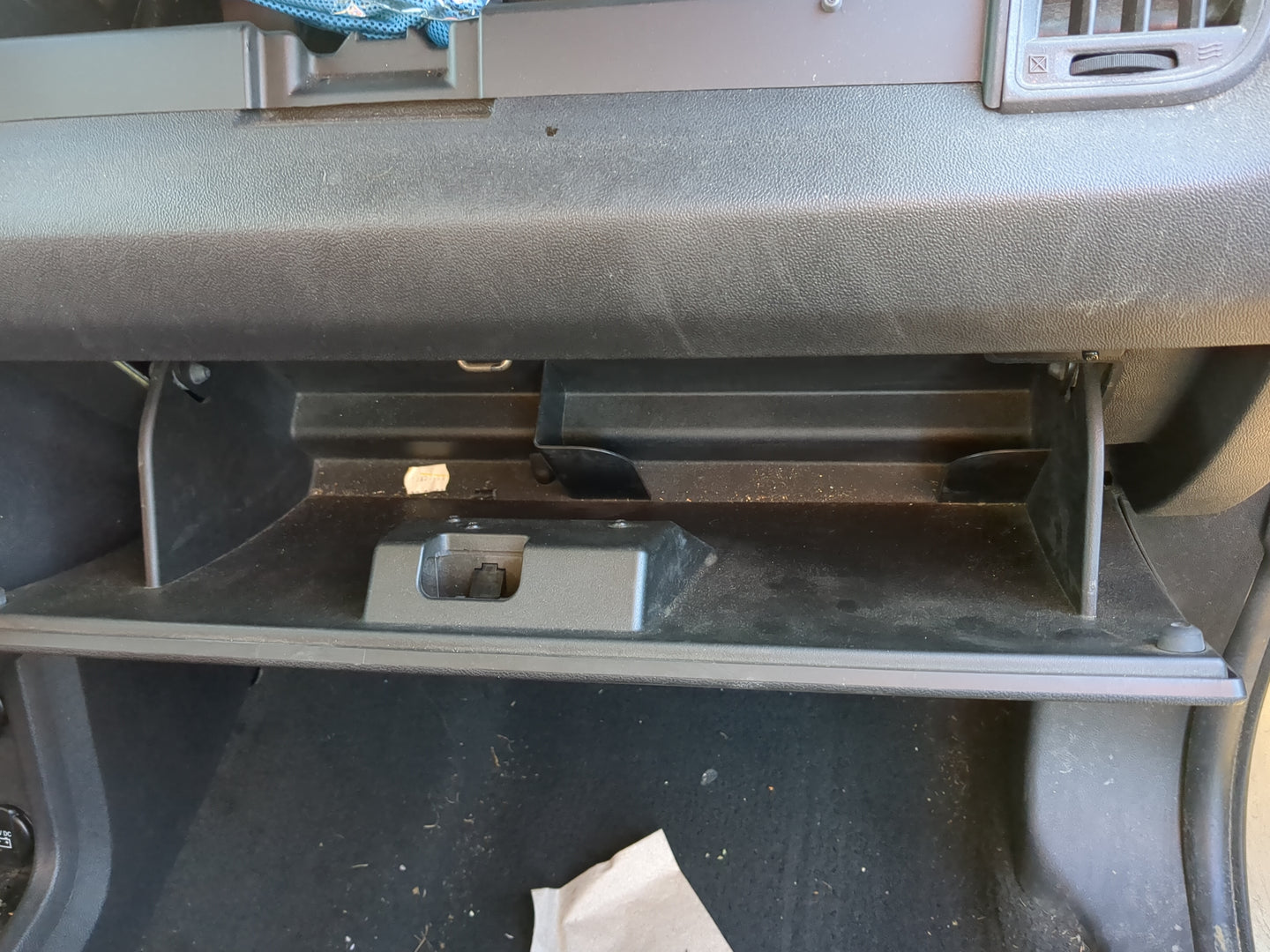 2010 Dodge Journey Passenger Glove Box Door Storage Compartment - Oemusedautoparts1.com
