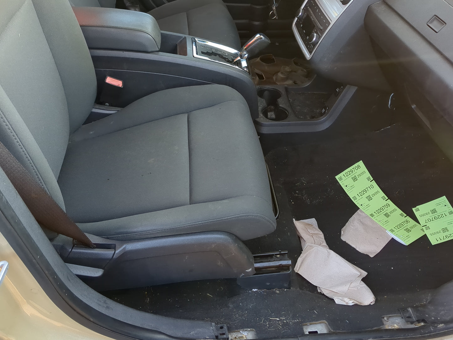 2010 Dodge Journey Passenger Front Seat Oem 1231965 - Oemusedautoparts1.com