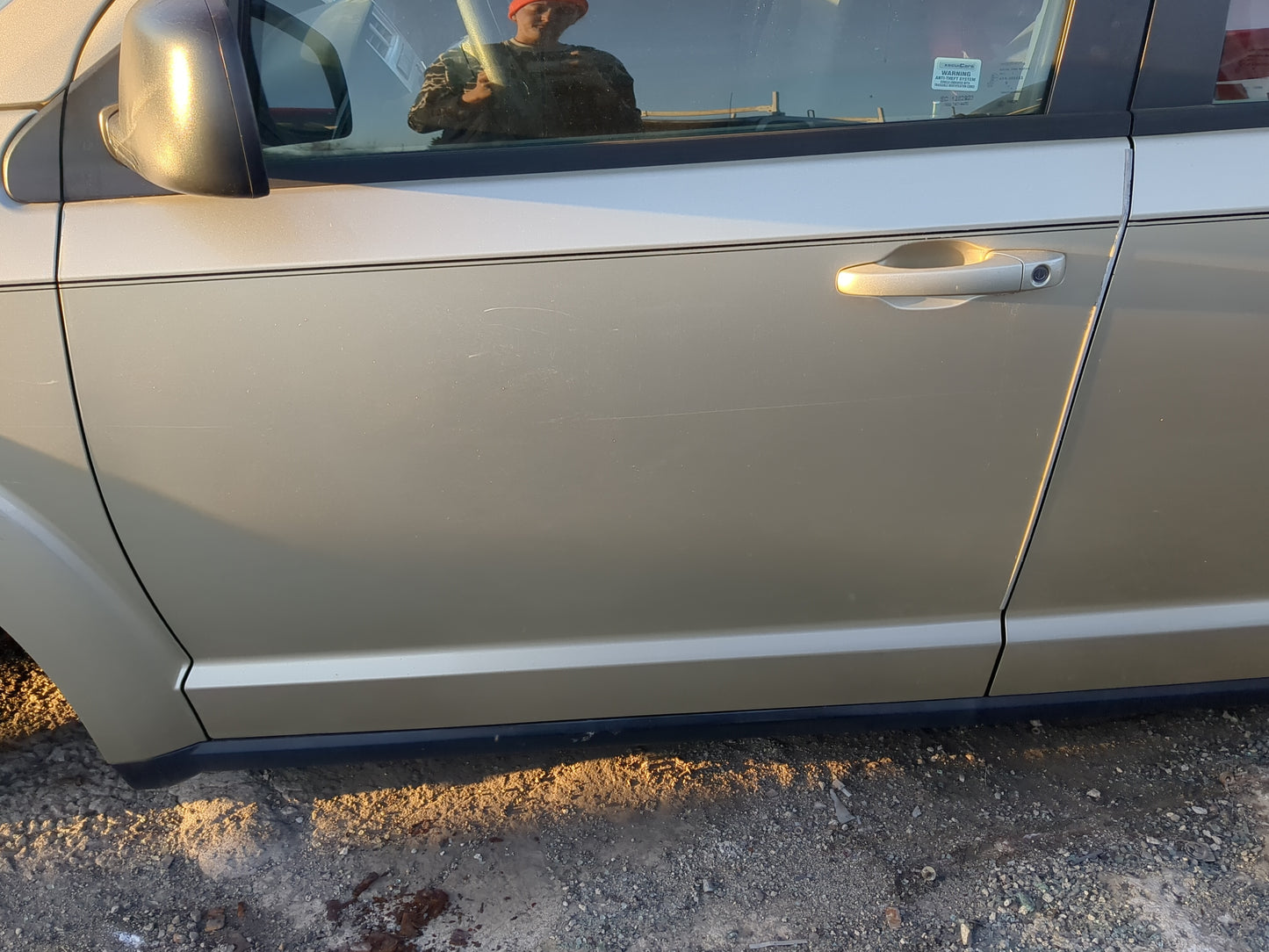 2010 Dodge Journey Driver Front Door Oem 1231974 - Oemusedautoparts1.com