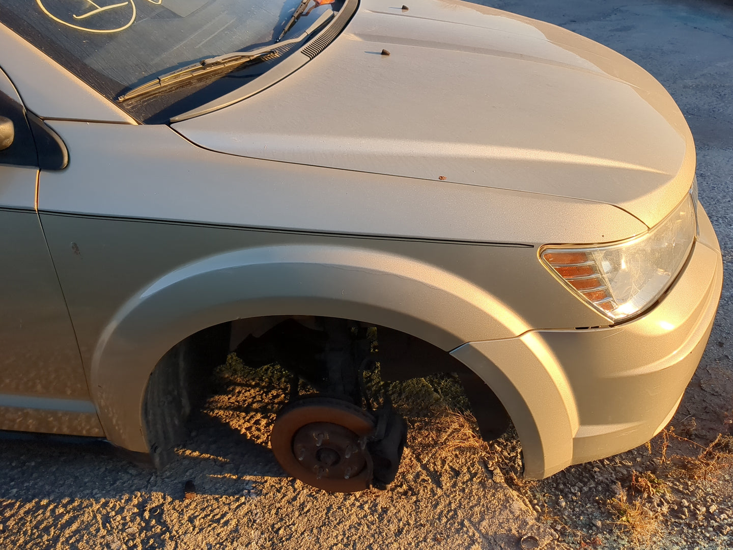 2010 Dodge Journey Passenger Fender - Oemusedautoparts1.com